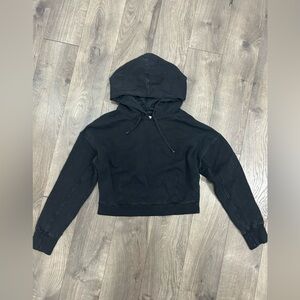 Blanc Noir Crop Sweater